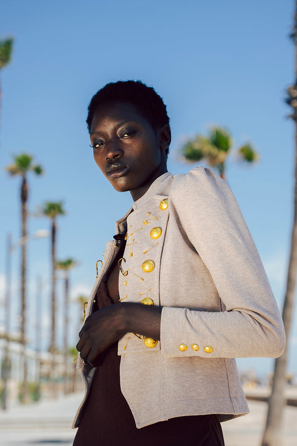 Chaqueta IMPERDIBLE beige