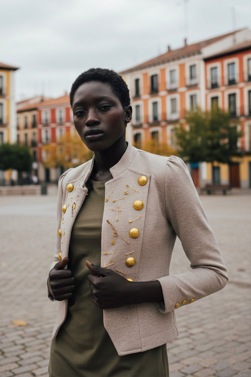 Chaqueta IMPERDIBLE beige