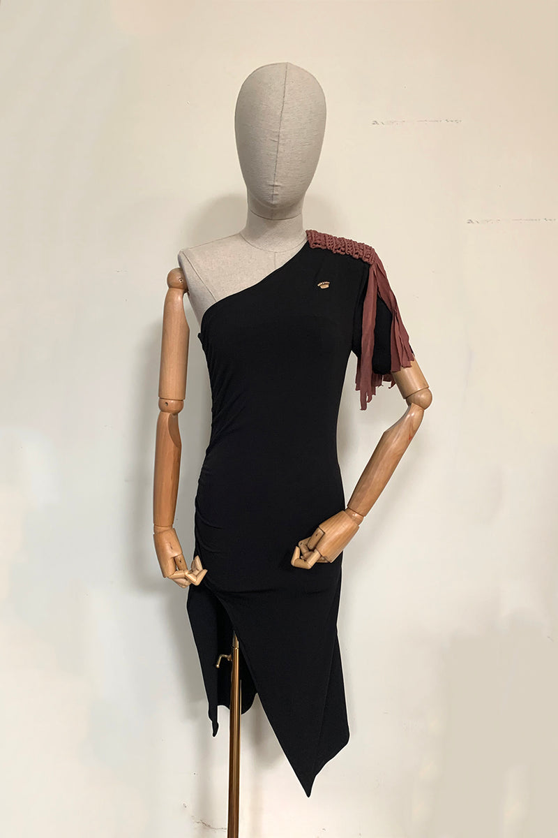 VESTIDO ASIMÉTRICO FLECOS