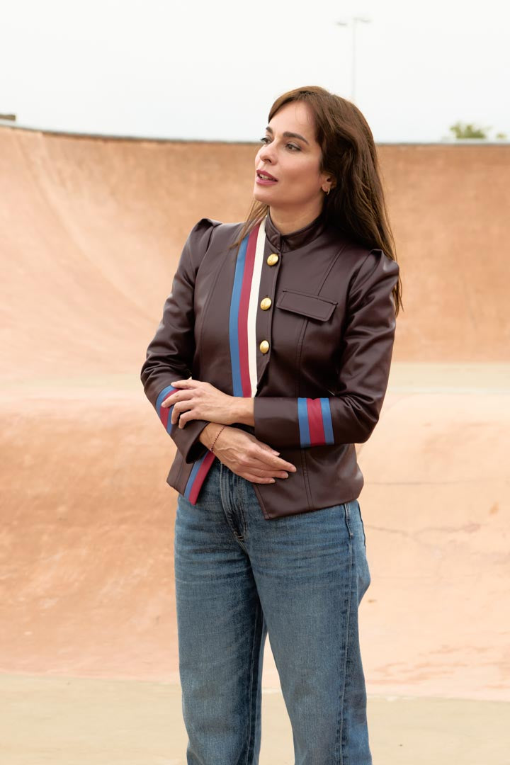 PREVENTA Chaqueta CONDECORADA cuero vegano burgundy